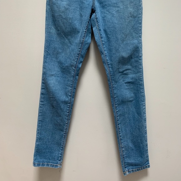 Levi skinny ankle jeans - Picture 9 of 11